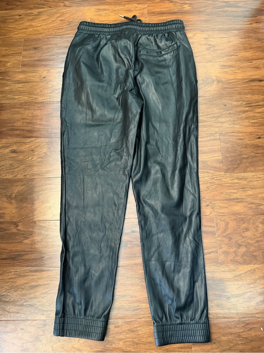 Tahari Faux Leather Joggers Size S - Picture 4 of 4